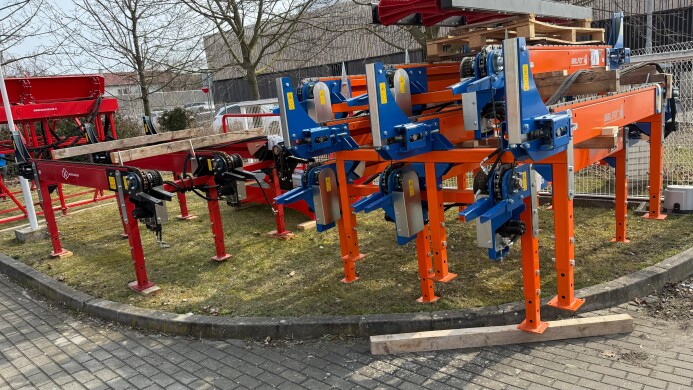 Naskladněno!  Podávací stoly pro Vás 😄😍🤝