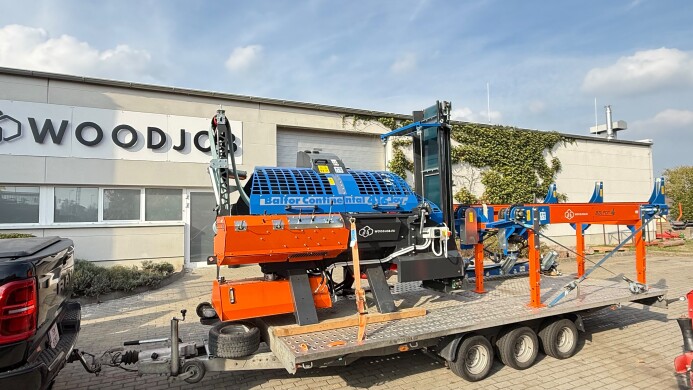 BALFOR CONTINENTAL 416 JOY + PODÁVACÍ STŮL BALFOR 3 × 3 m