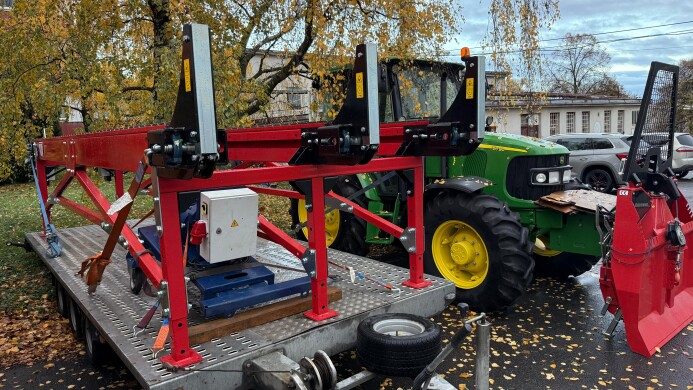 Dnes s podávacím stolem za zákazníkem😊😎