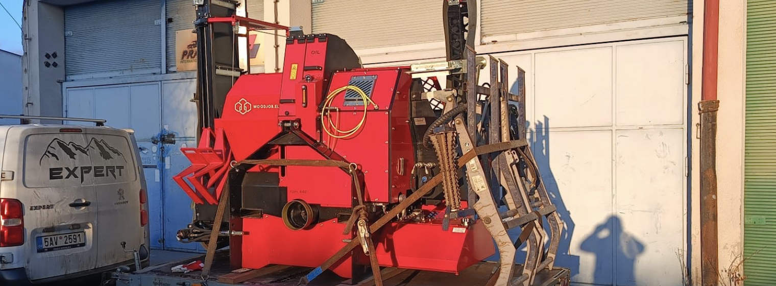 Půjčovna štípacích strojů 5000kč bez DPH/Den