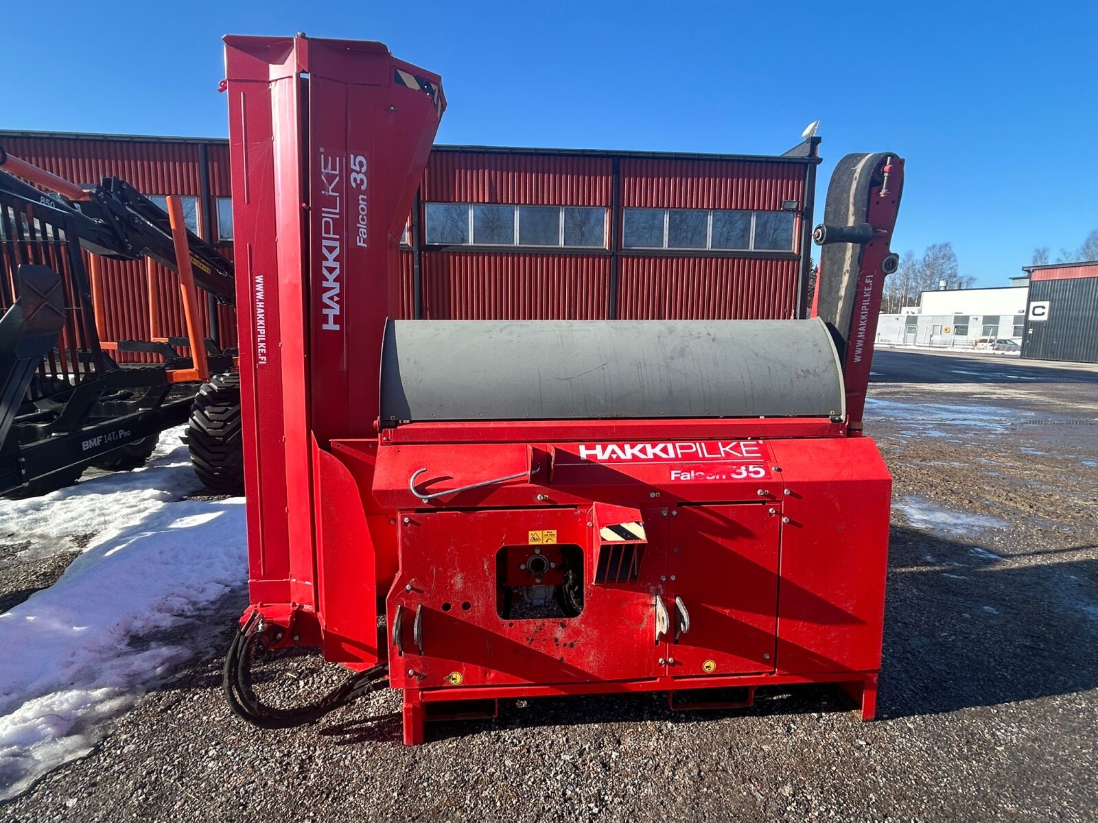 HakkiPilke Falcon 35